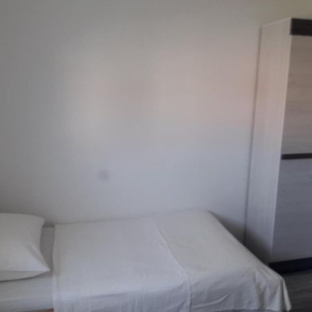 Apartman Sandra Vodice Luaran gambar