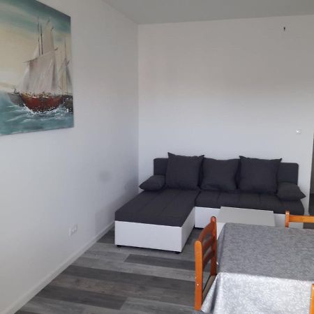 Apartman Sandra Vodice Luaran gambar