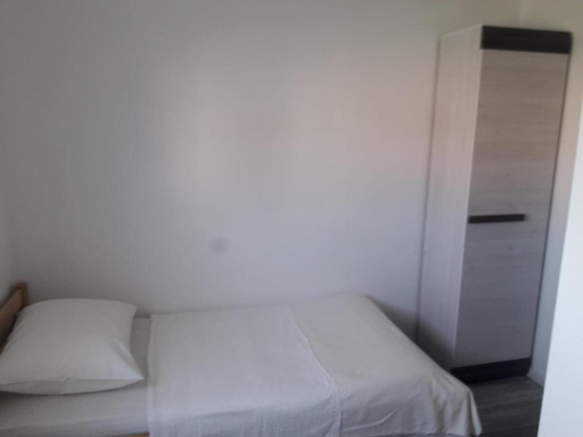 Apartman Sandra Vodice Luaran gambar