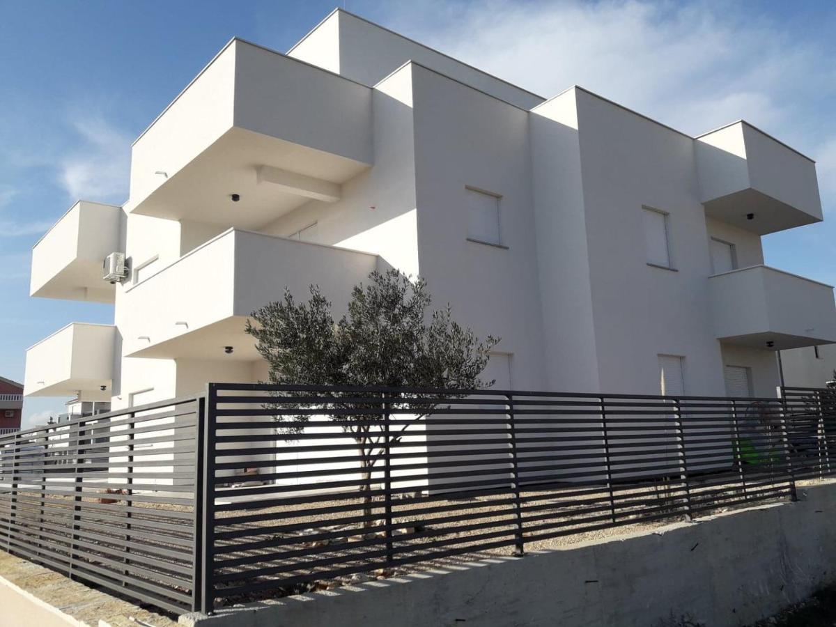 Apartman Sandra Vodice Luaran gambar