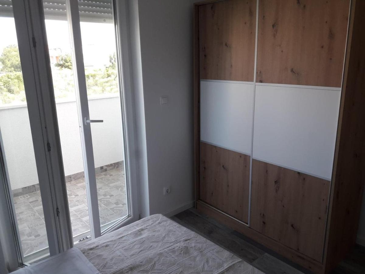 Apartman Sandra Vodice Luaran gambar